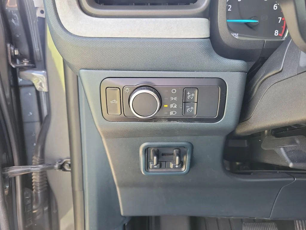 Used 2024 Gray Ford XLT image 21