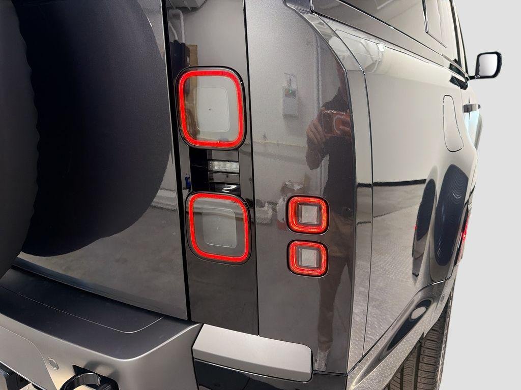 New 2026 Carpathian Grey Land Rover V8 image 34