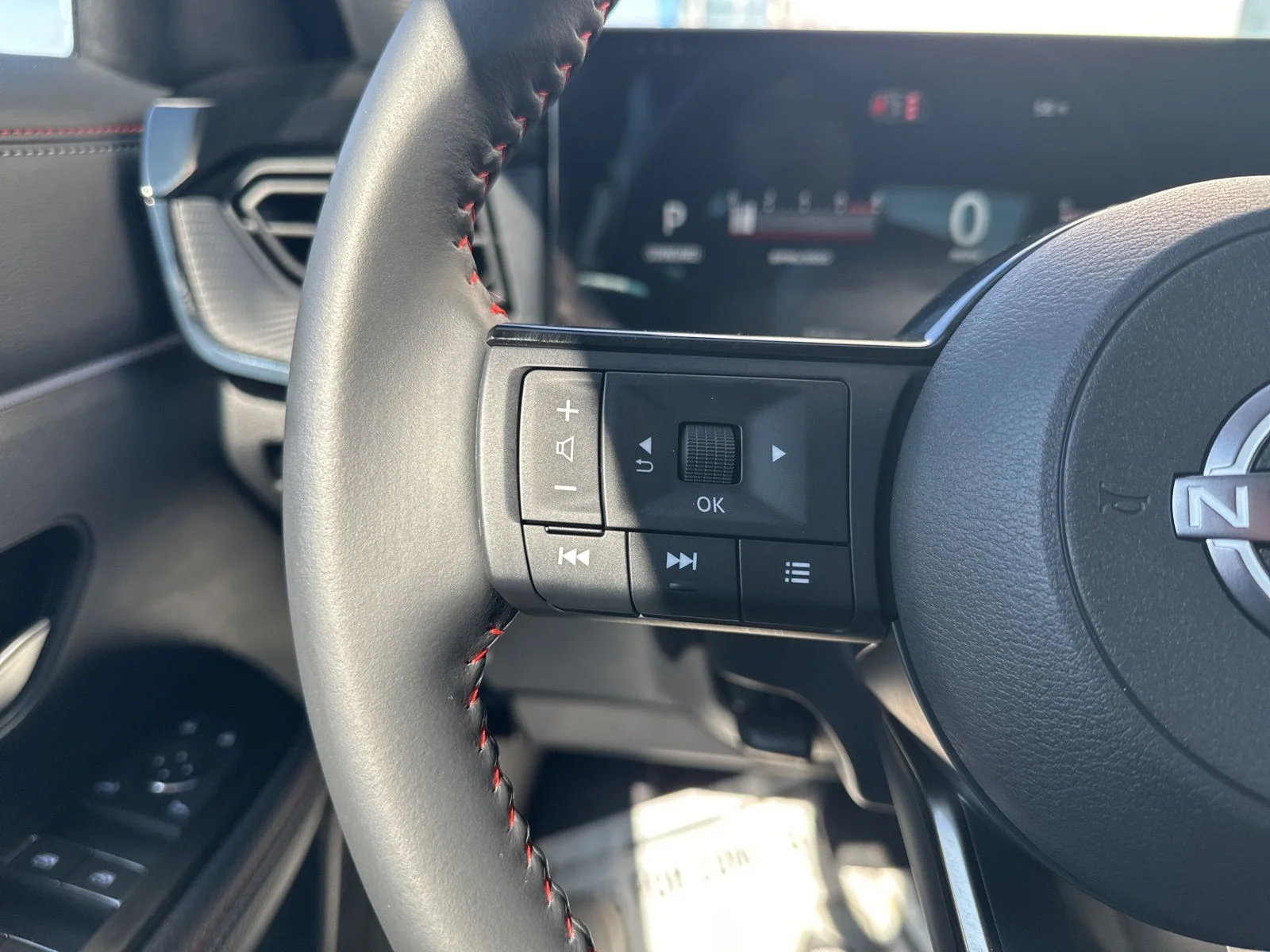 2026 Nissan KICKS SR AWD - Photo 42