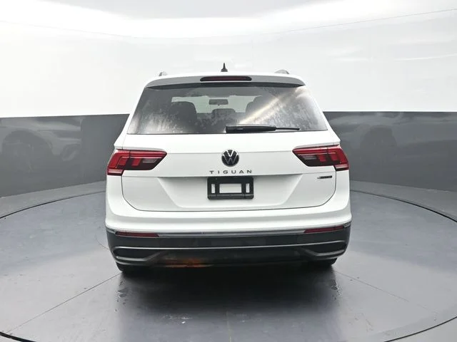 Used 2022  Volkswagen 2.0T S image 8