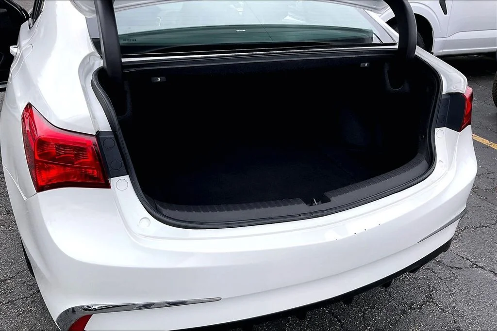 Used 2020 Platinum White Pearl Acura 3.5L Technology Pkg image 27