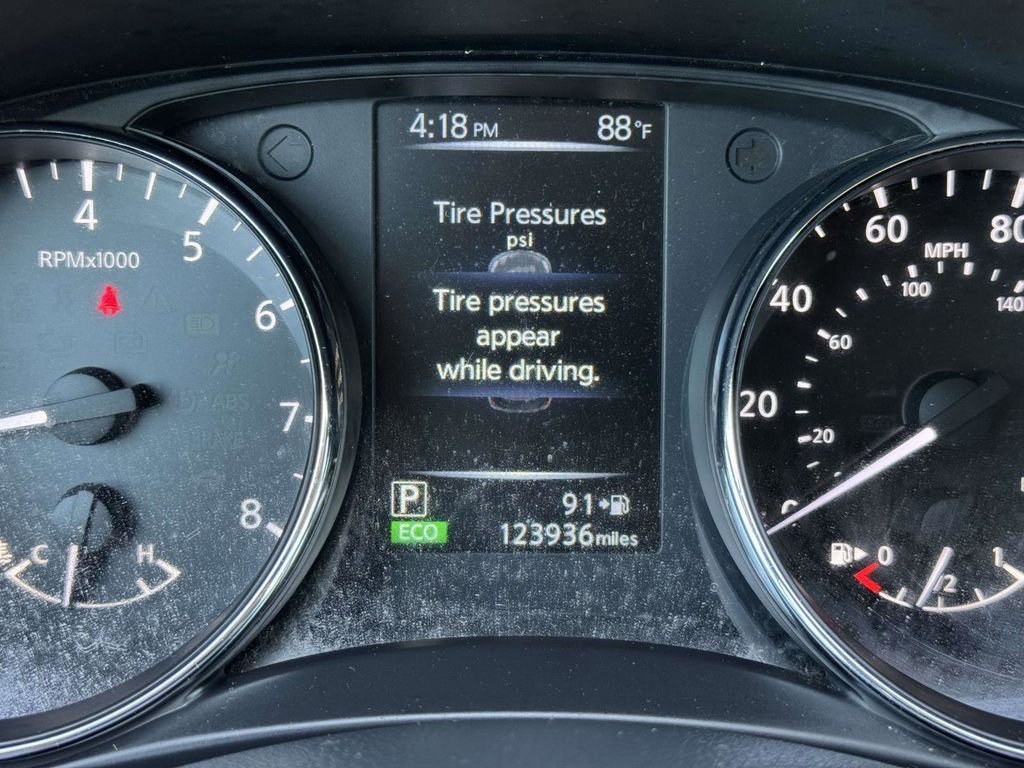 Used 2017 White Nissan SL image 15