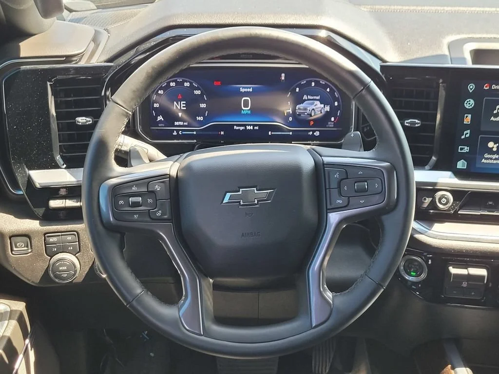 Used 2024 Black Chevrolet High Country image 12