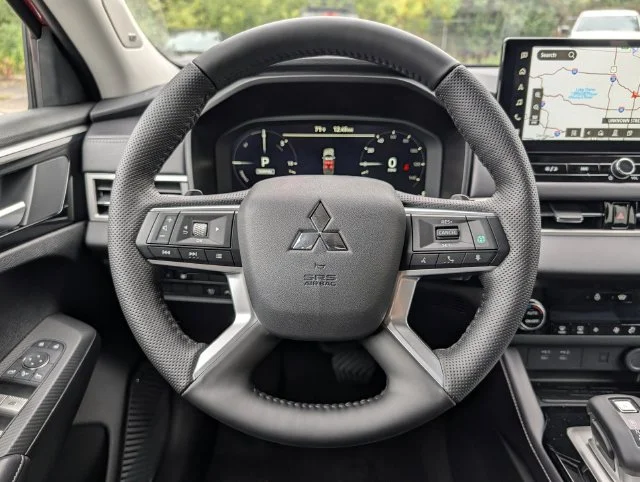 New 2026  Mitsubishi SE S-AWC image 8