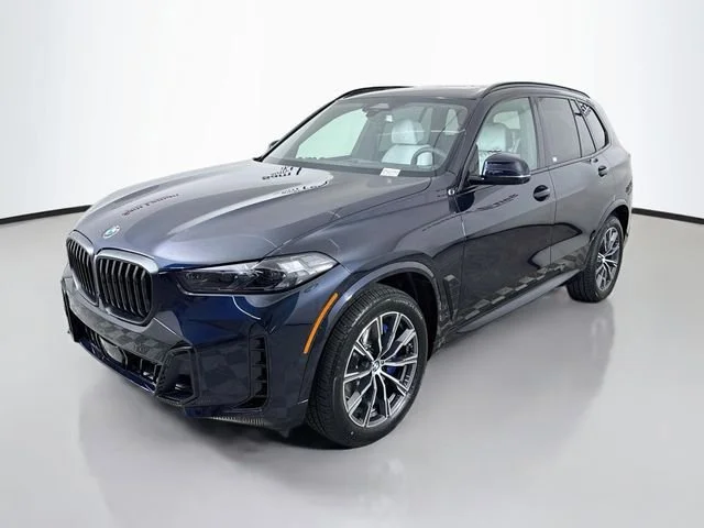New 2026 Carbon Black Metallic BMW xDrive40i image 3