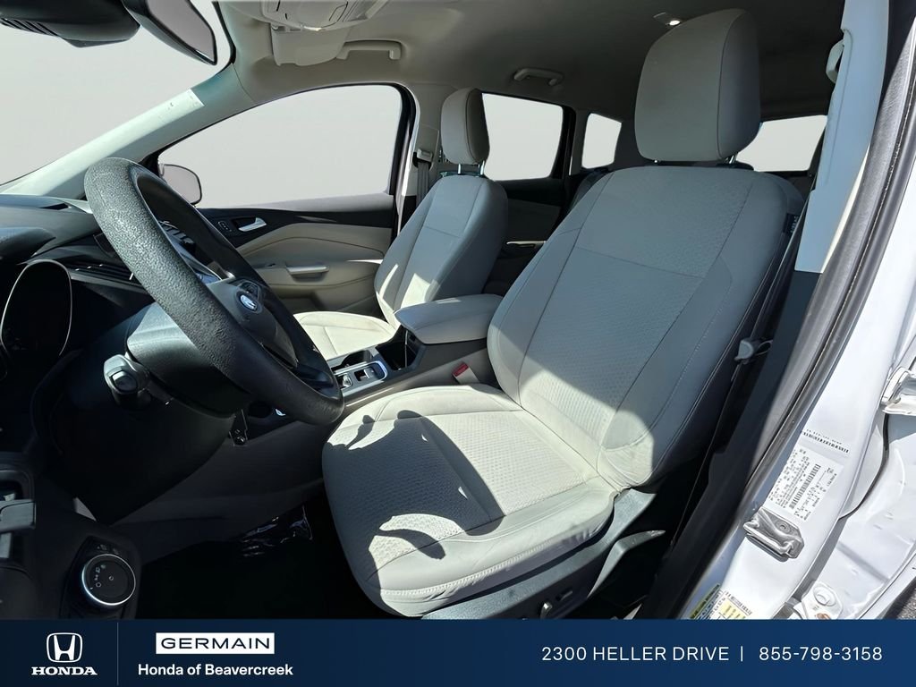 Used 2018 Oxford White Ford SE image 28