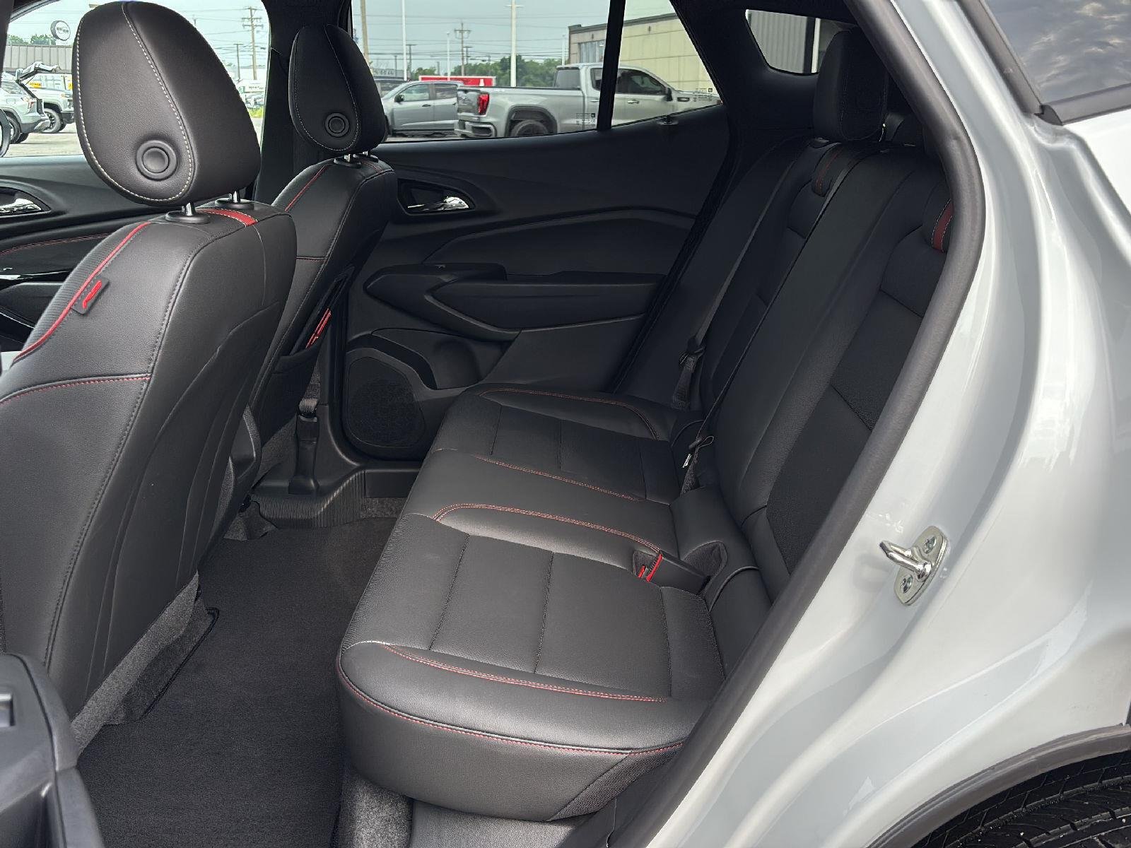 Used 2026 Summit White Chevrolet 2RS image 16