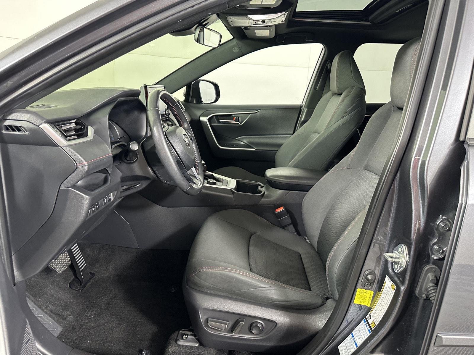 Used 2022 Magnetic Gray Metallic Toyota SE image 27