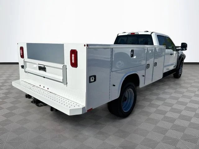 New 2025 Oxford White Ford KNAPHEIDE 11