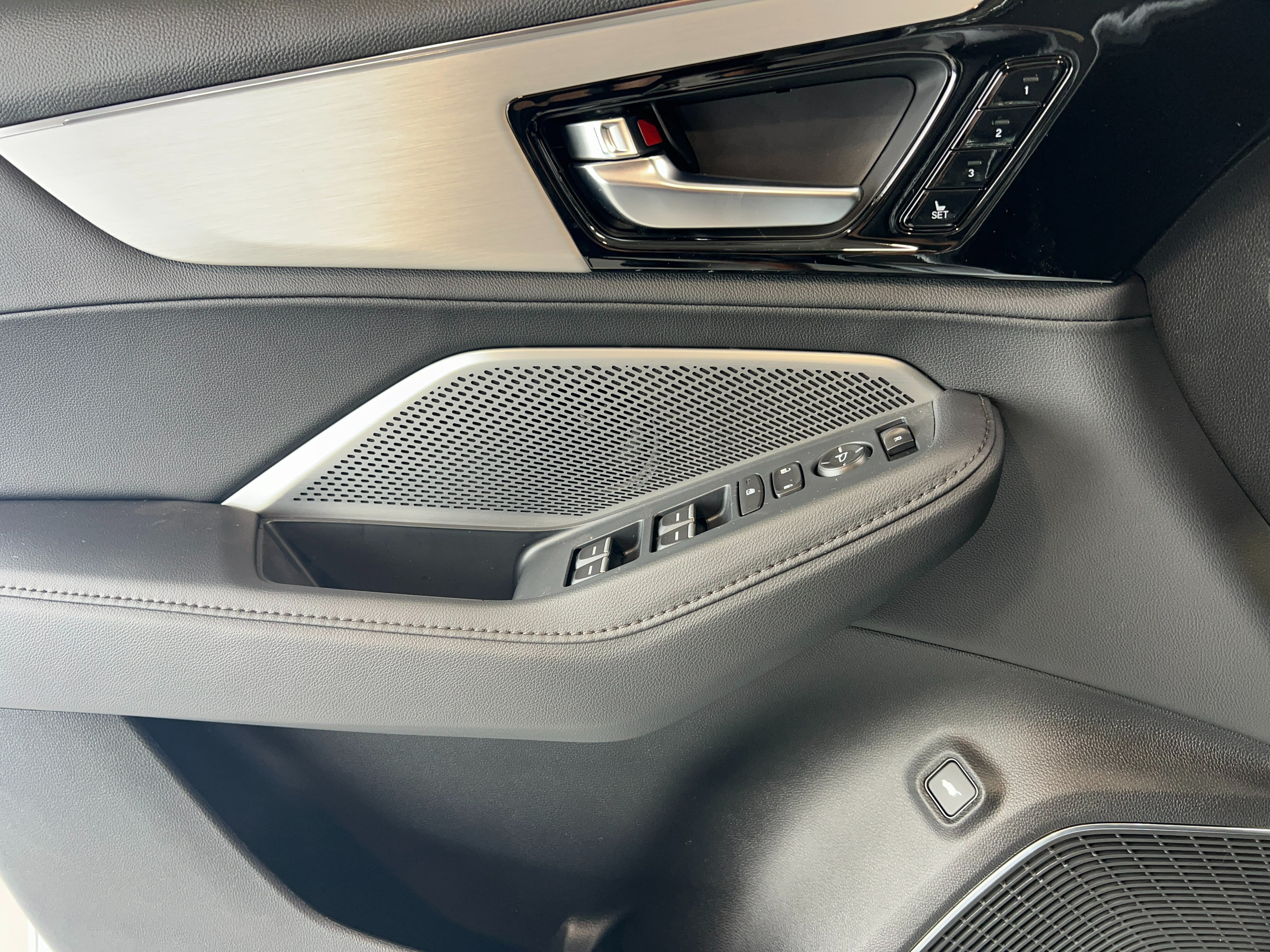 New 2026 Liquid Carbon Metallic Acura  image 16