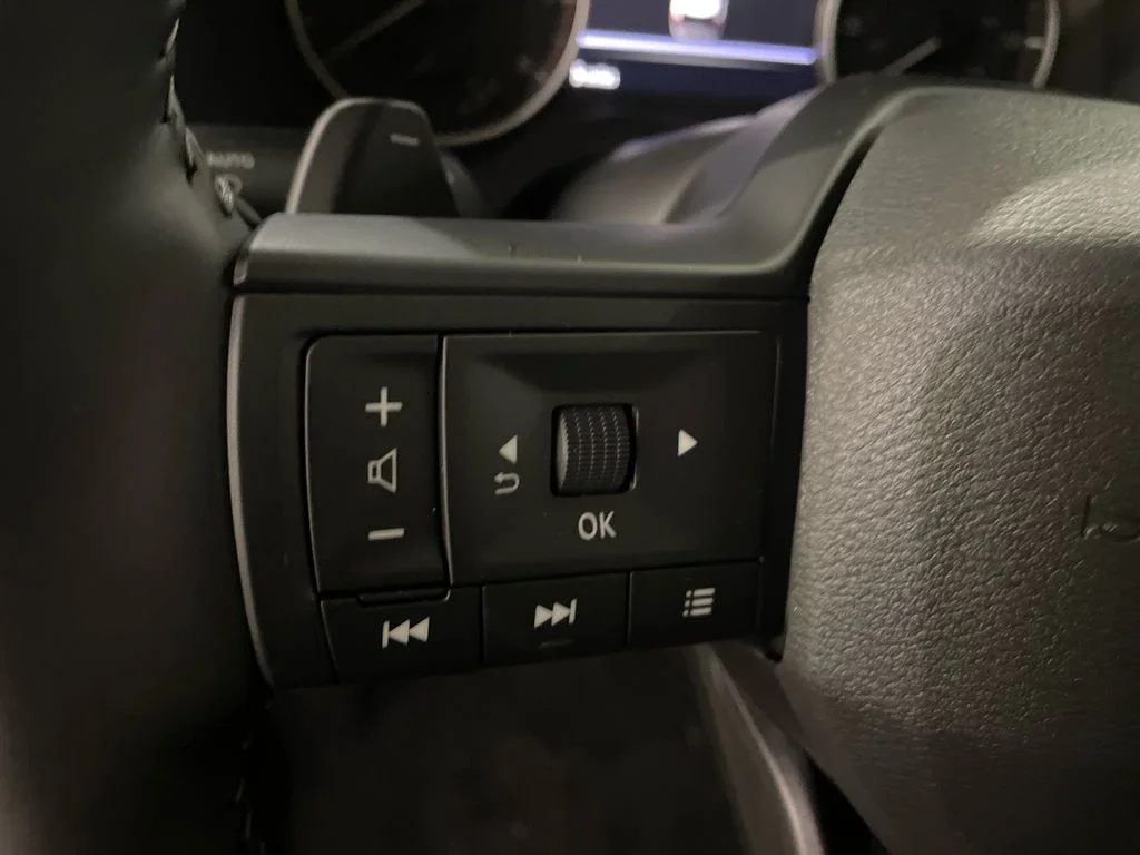 New 2026 Boulder Gray Pearl Nissan SV image 15