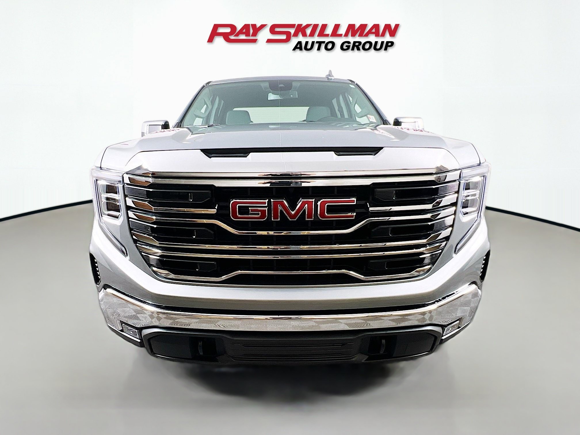 Used 2026 Sterling Metallic GMC SLT image 2