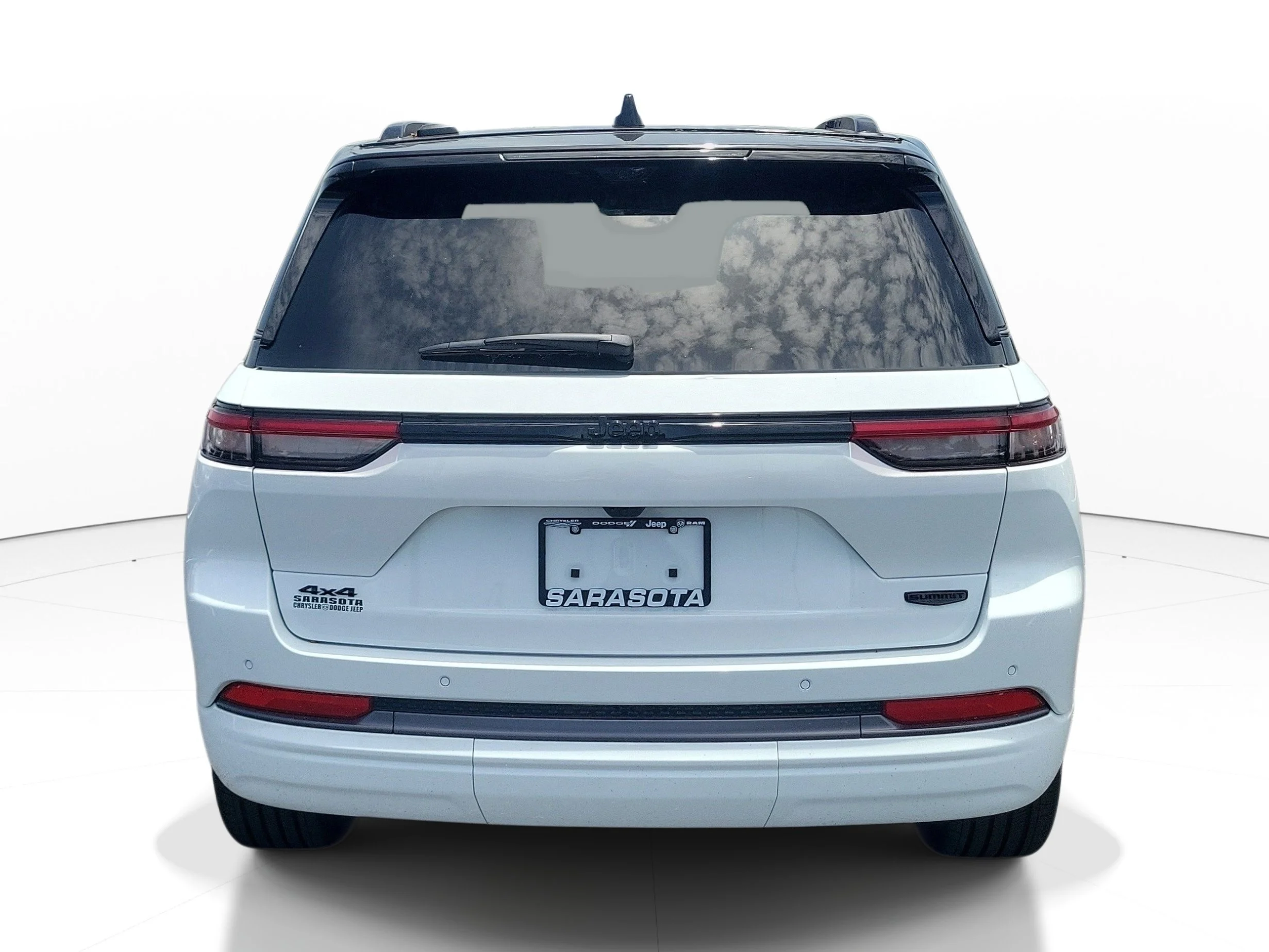 New 2026 Bright White Clearcoat Jeep Summit image 4