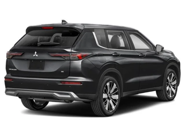 Used 2025 Mitsubishi Outlander SE with VIN JA4J4VA82SZ042818 for sale in Kansas City