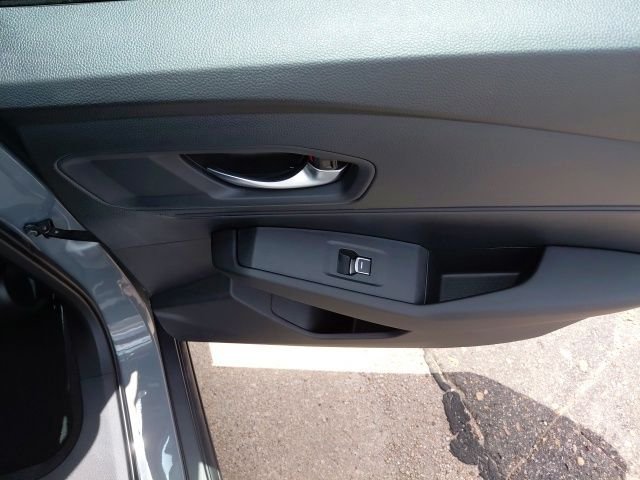 New 2026 Urban Gray Pearl Honda SE image 29