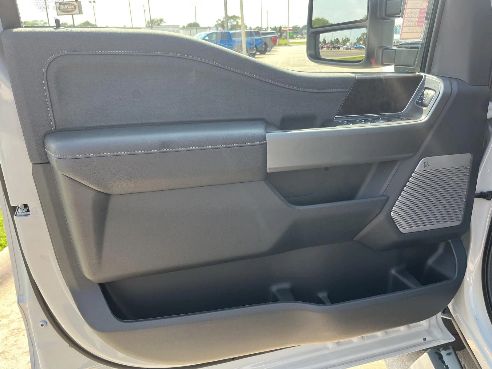 New 2026 Avalanche Ford F-250® Lariat® image 13