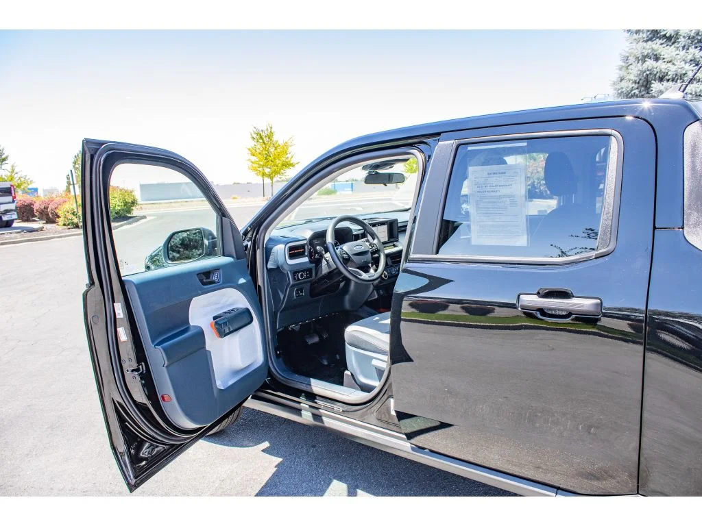 Used 2024 Shadow Black Ford XLT image 25