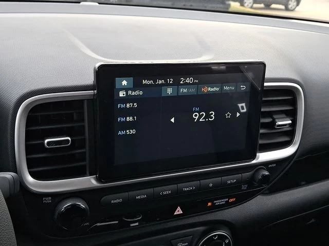 New 2026 Blue Hyundai SE image 16