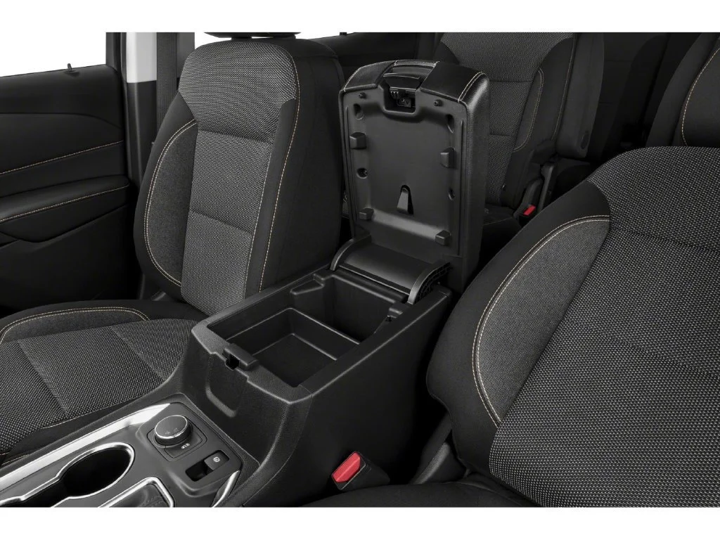 Used 2018 MOSAIC BLACK METALLIC Chevrolet LT Cloth image 9
