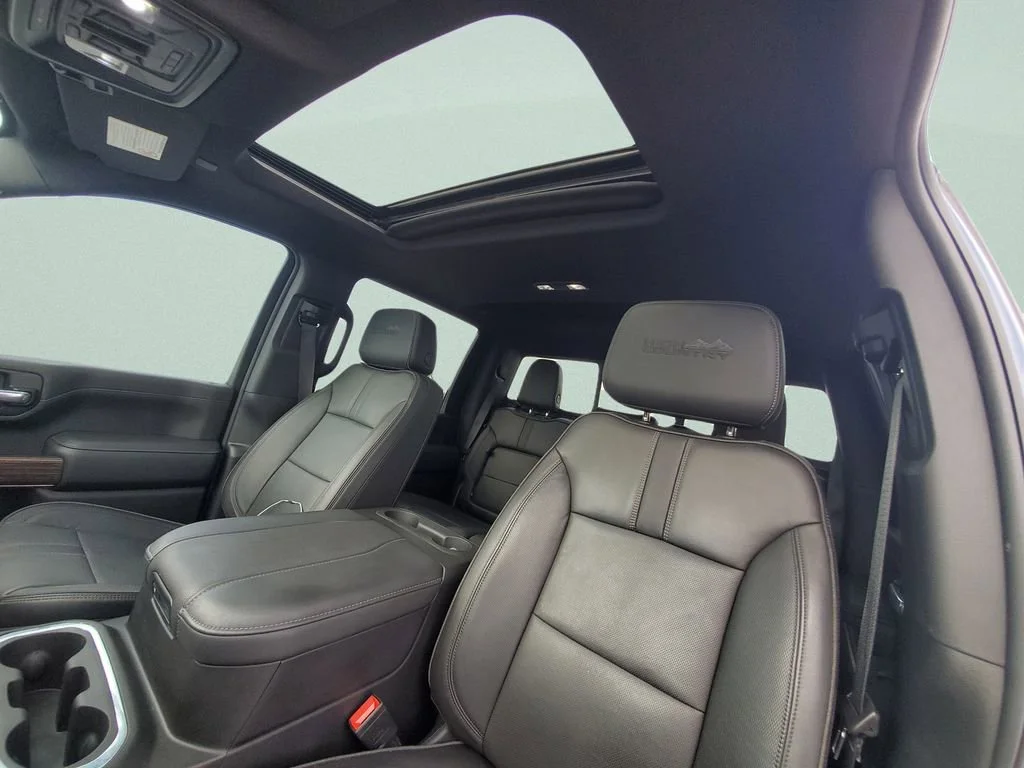 Used 2023 Northsky Blue Metallic Chevrolet High Country image 16