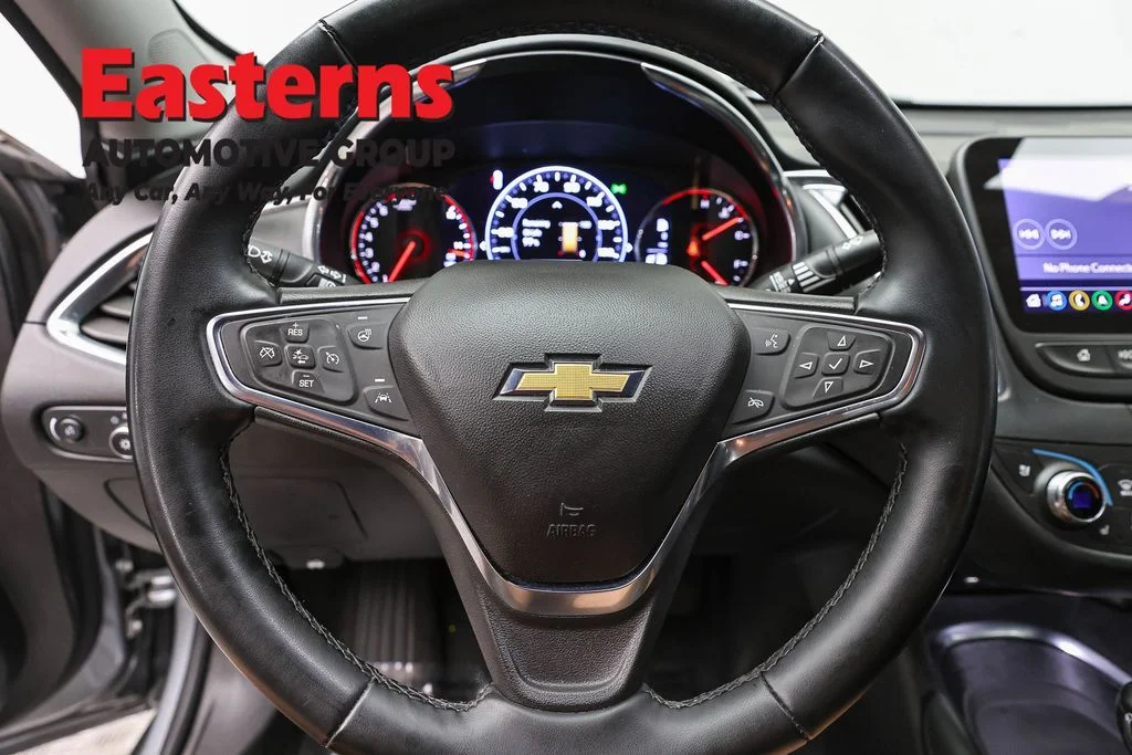 Used 2024 Gray Chevrolet LT image 10