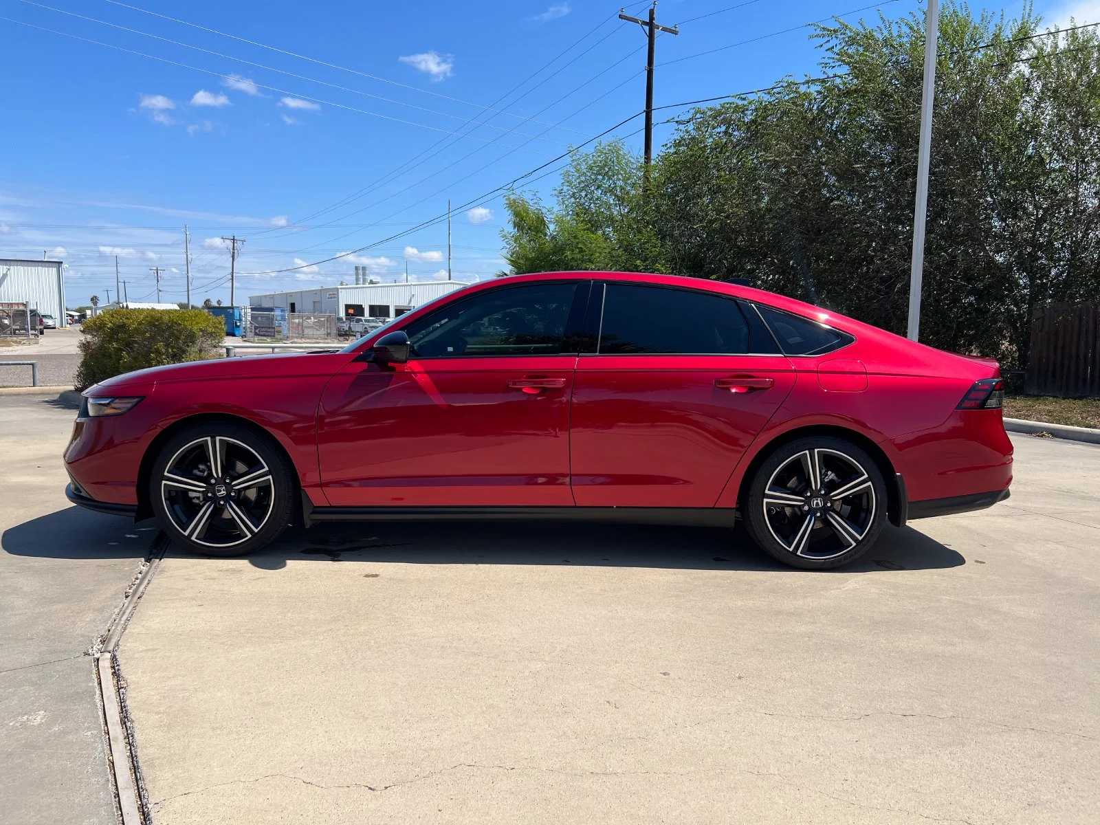 New 2026 Radiant Red Metallic Honda SE image 2