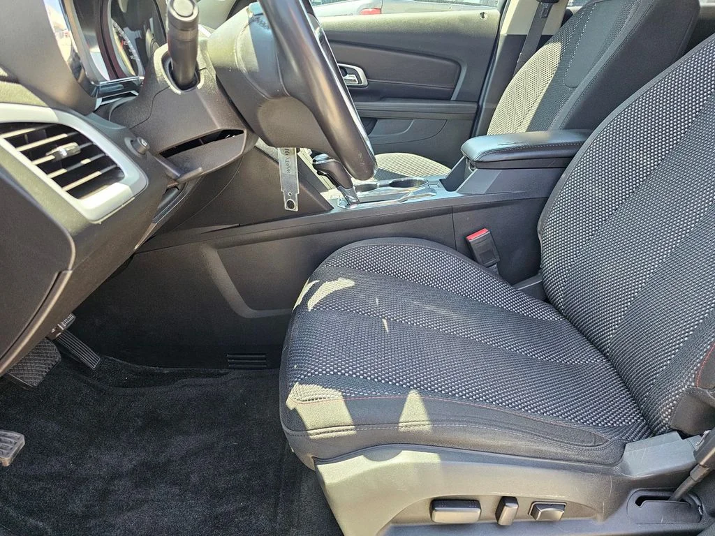 Used 2017 Onyx Black GMC SLE-2 image 17