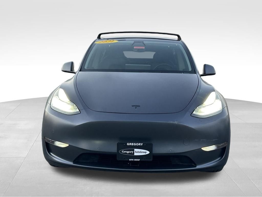Used 2021 Tesla Model Y Long Range with VIN 5YJYGDEEXMF098942 for sale in Highland Park, IL