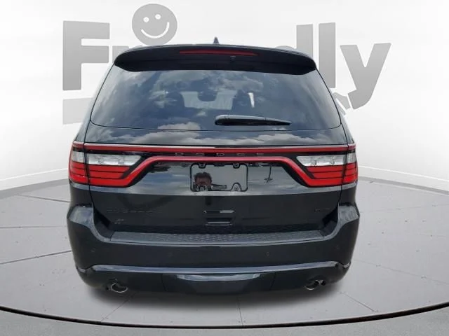 New 2026 Diamond Black Clear-Coat Exterior Paint Dodge GT Plus image 4