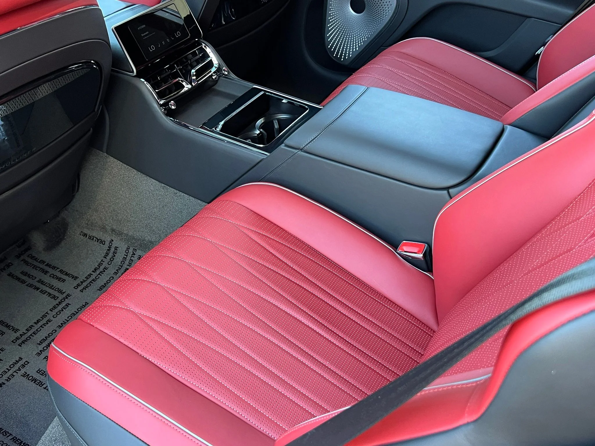 Used 2022  Bentley W12 image 19