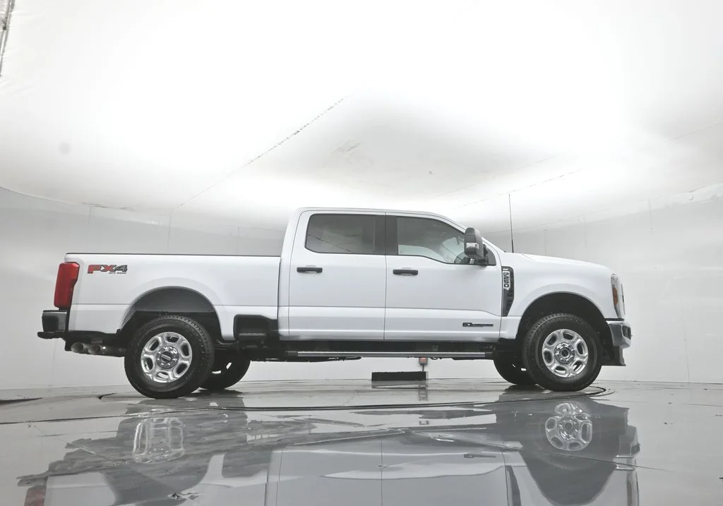 New 2026 White Ford XLT image 46