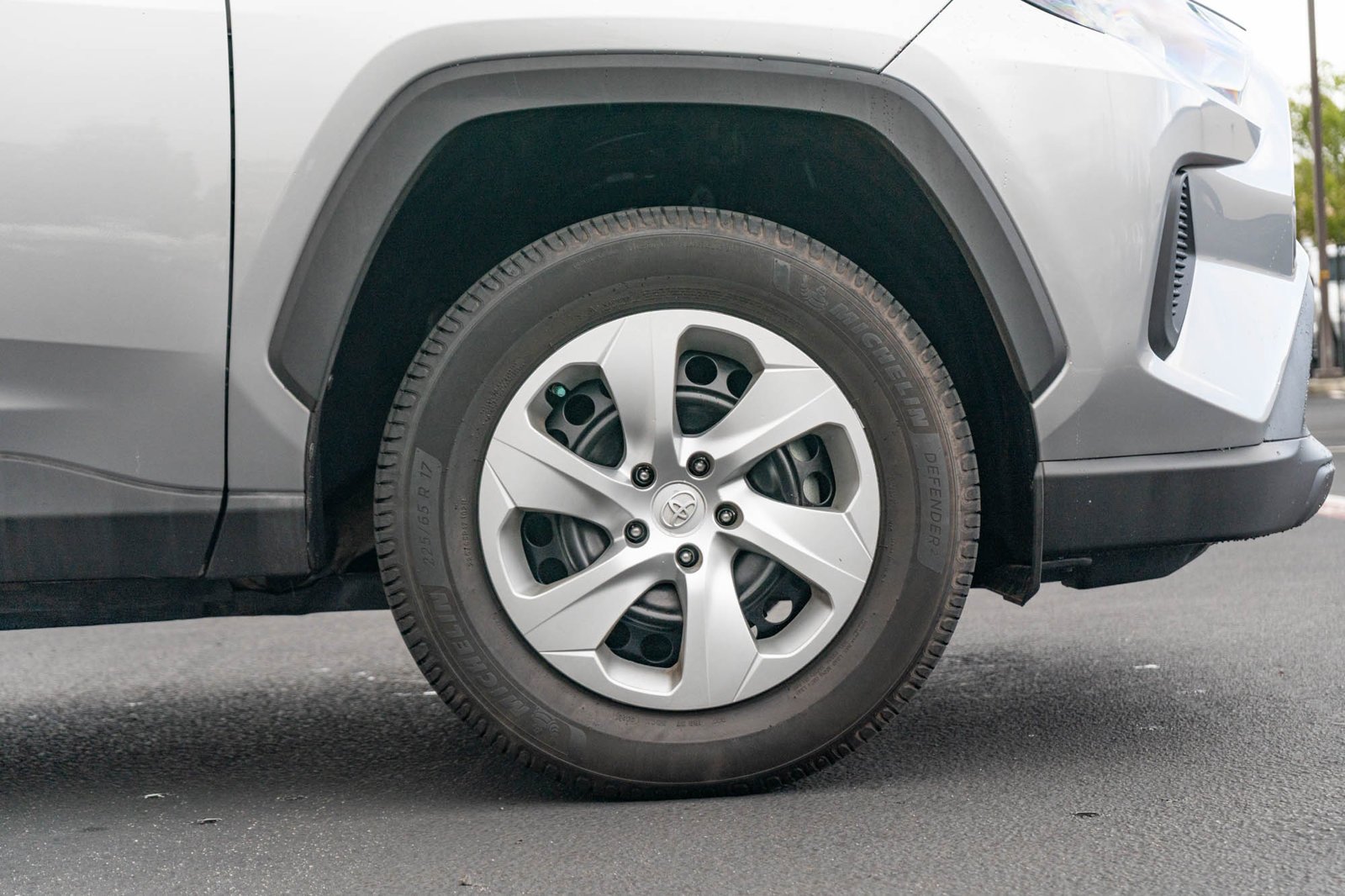 Certified Used 2021 Silver Sky Metallic Toyota LE image 5
