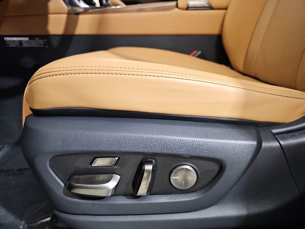 Certified Used 2024 MANGANESE LUSTER Lexus 600 Luxury image 29