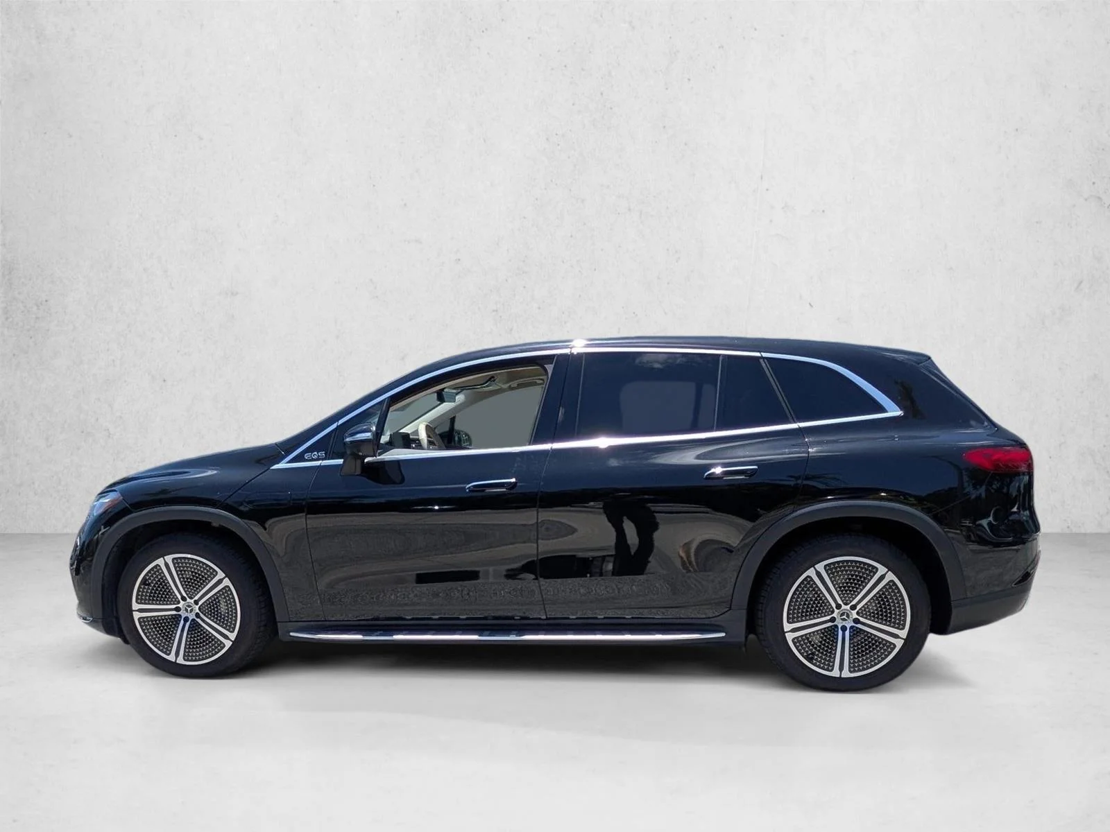 Used 2023 Obsidian Black Metallic Mercedes-Benz EQS 450 image 8