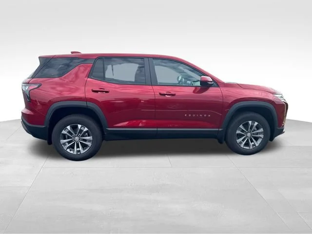 2027 Chevrolet Equinox LT - Photo 6