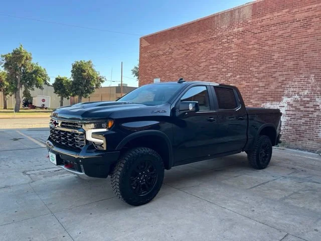 2026 Chevrolet Silverado 1500 ZR2 - Photo 3