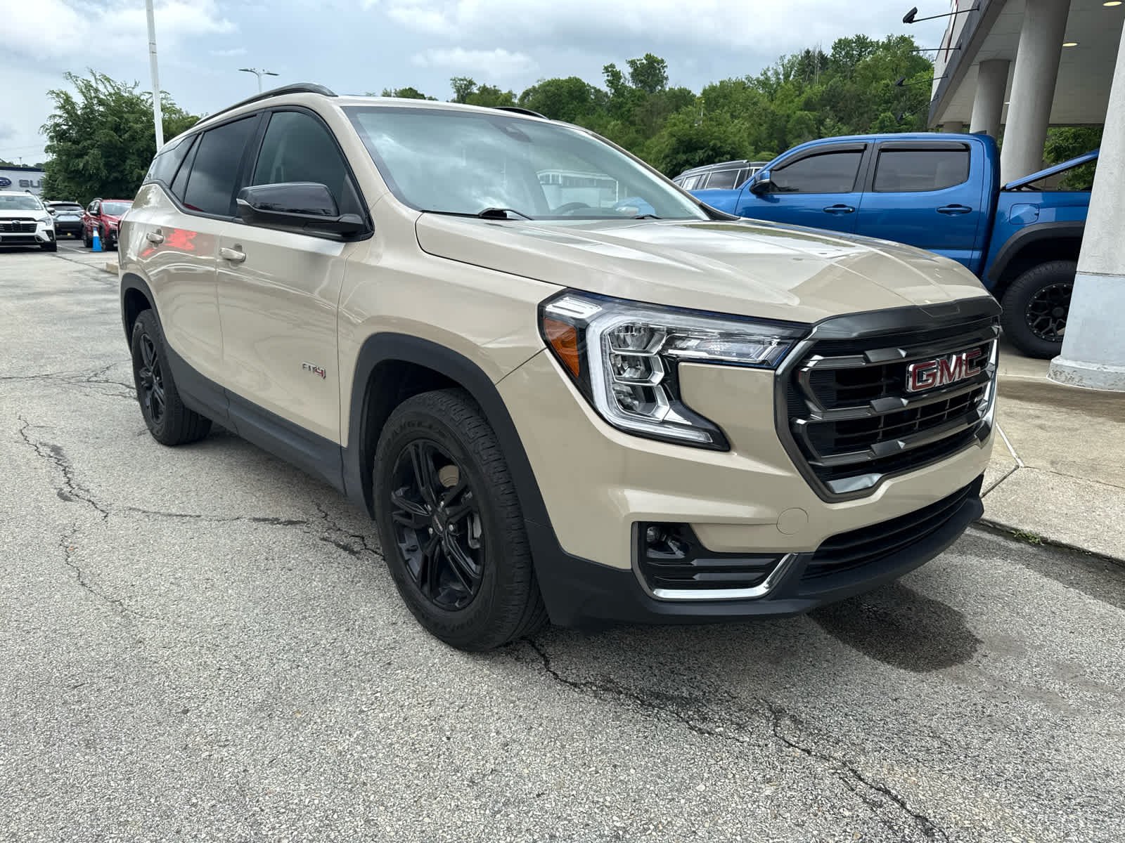 2022 GMC Terrain AT4 AWD's photo