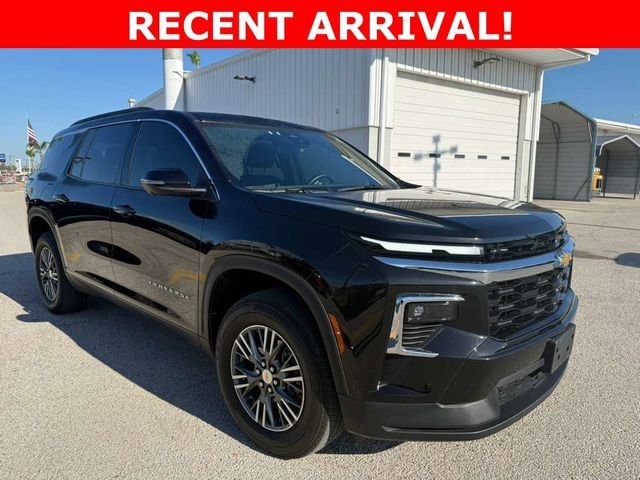 2024 Chevrolet Traverse FWD LT's photo