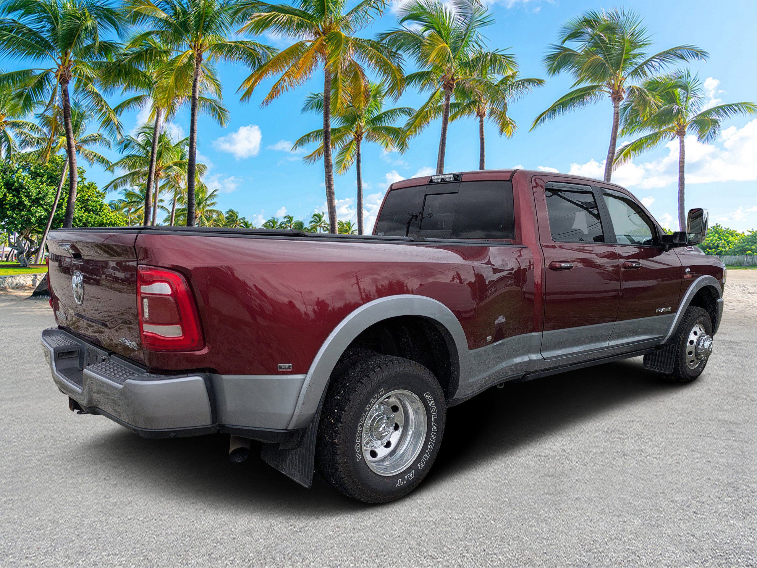 Used 2020 Delmonico Red Pearlcoat Ram Laramie image 4