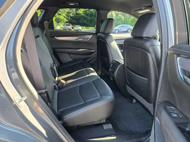 Used 2021 SATIN STEEL METALLIC Cadillac FWD Luxury image 17