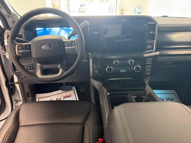 New 2027 Oxford White Ford F-250® Lariat® image 28