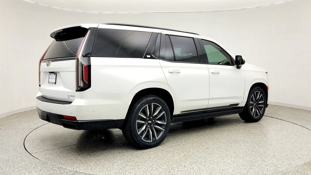 Used 2024 Crystal White Tricoat Cadillac 4WD 4dr Sport w/ Touring Pkg, Full Leather & Power Steps image 5