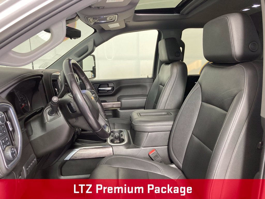 Used 2022 SILVER ICE METALLIC Chevrolet LTZ image 8