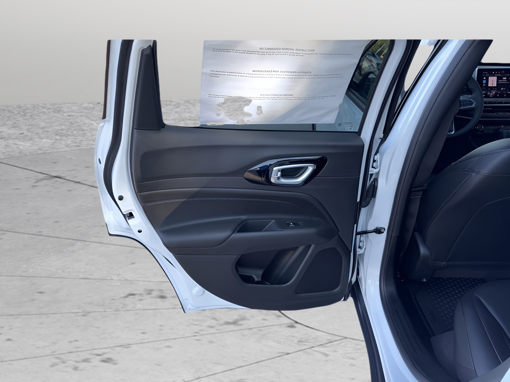 Certified Used 2026 White/off-white Jeep Latitude image 29