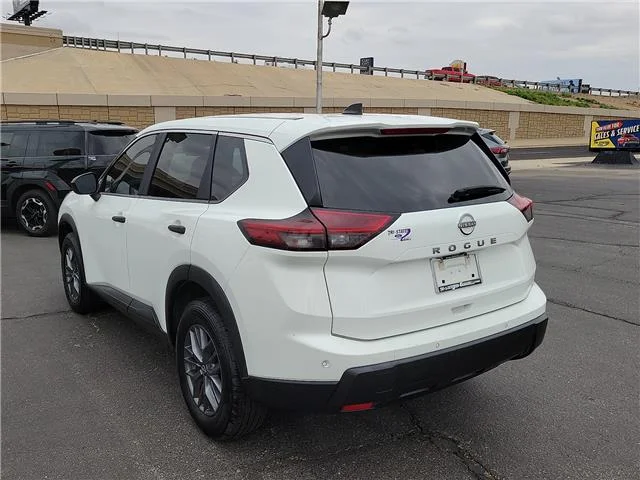 Used 2024 Glacier White Nissan S image 2