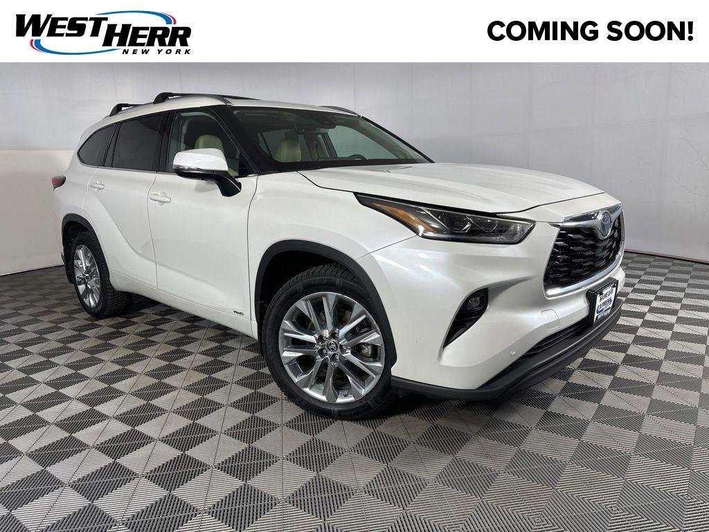 Used 2023 Pearl Toyota Limited image 1