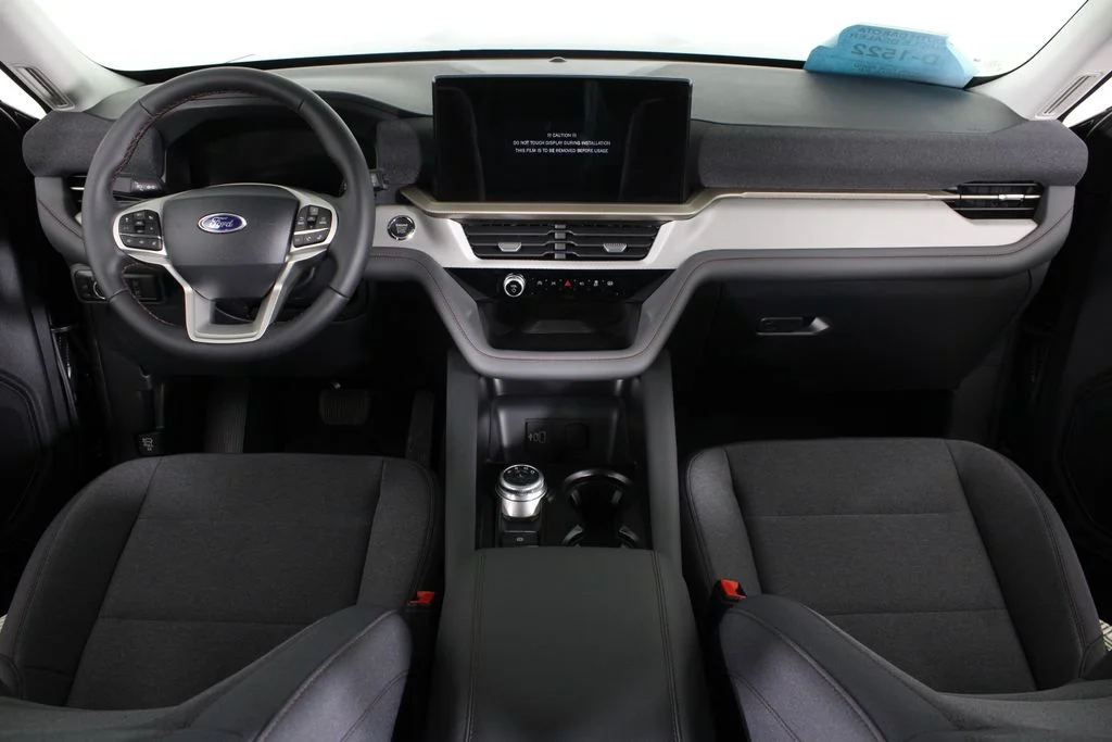 New 2026 Agate Black Metallic Ford Active image 26