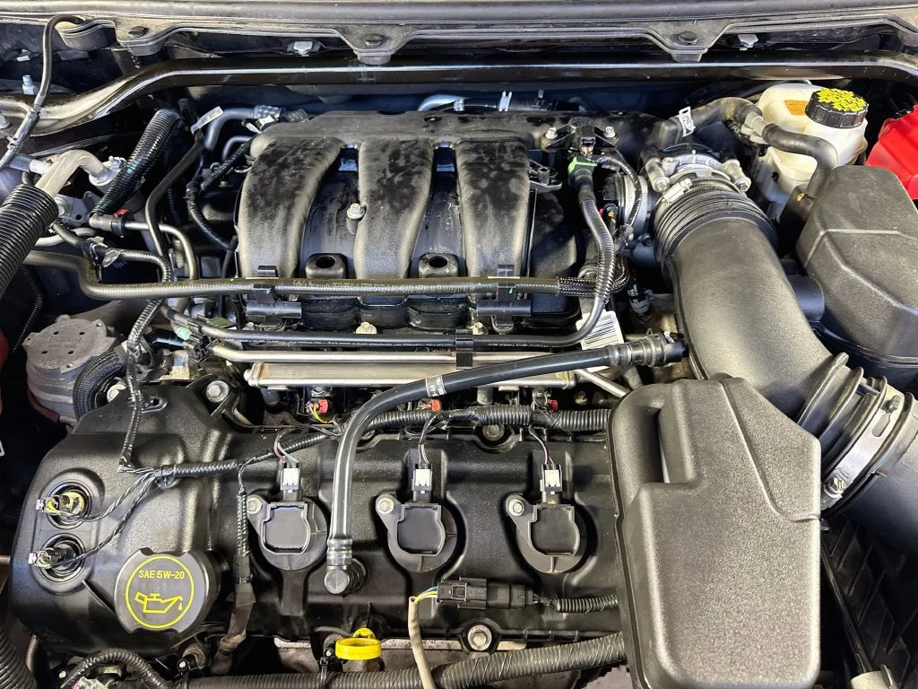Used 2018 Burgundy Ford SEL image 40