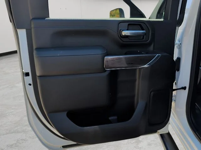 2023 Chevrolet Silverado 2500HD LTZ - Photo 38