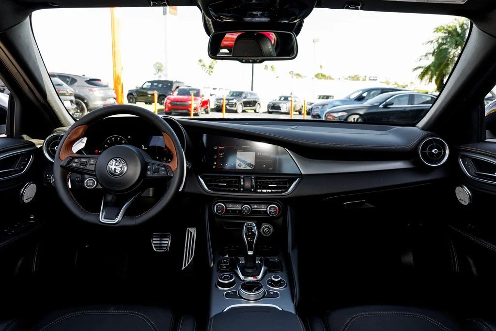 2025 Alfa Romeo Giulia Intensa - Photo 32